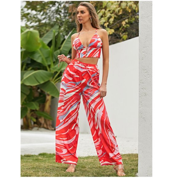 A Classy Chic Boutique Tops - Printed Halter Neck Cropped Top and Drawstring Pants Set